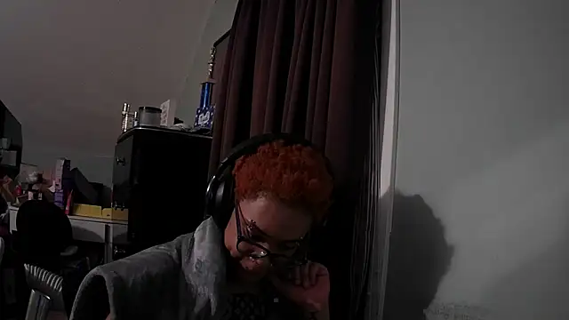 nickytheehawtie's Live XXX Chat