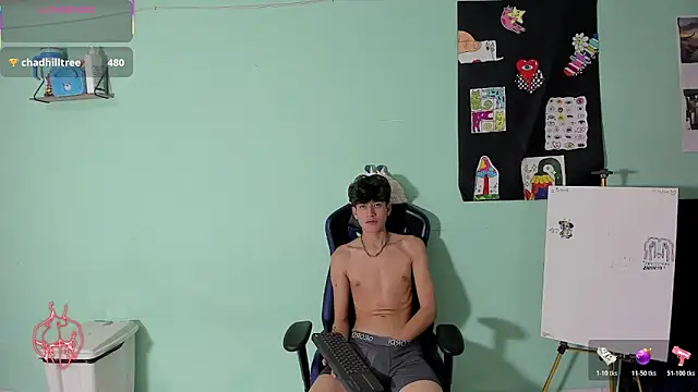 Show modela TYLERhHOT2005 na web-kameri