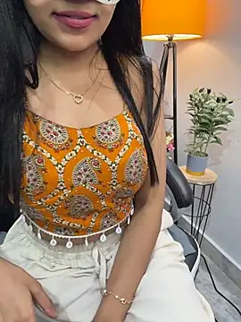 escape_with_me: онлайн-секс-чат