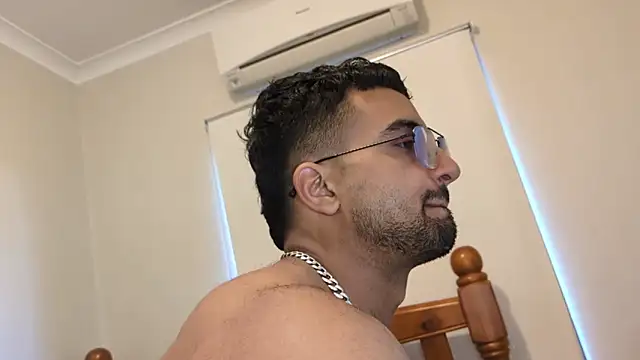 robin103666 网络视讯表演