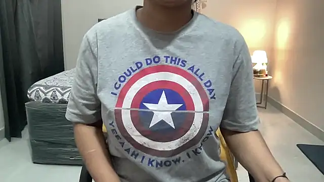 Pokazy przed kamerką – Piyassi_Divya