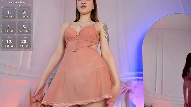 PollyMayer: απευθείας συνομιλία ΧΧΧ