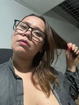 SophiaQueens élő XXX-chatje