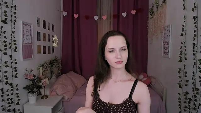 Ariadna_Shy Chat XXX live