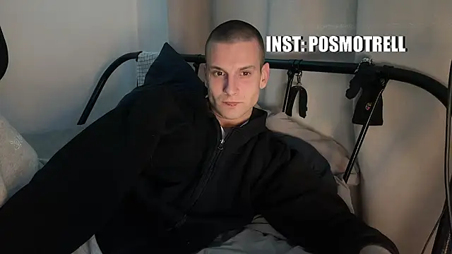 Živý XXX chat ETHAN_MOORE