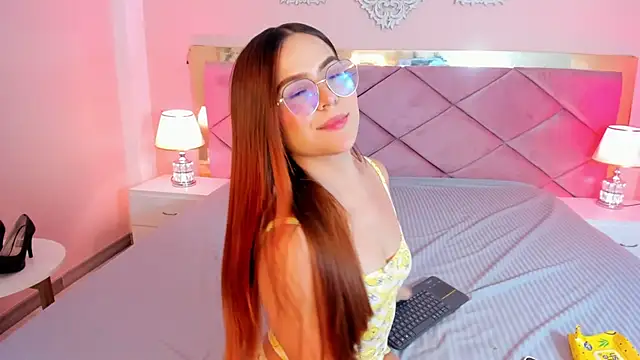 Chat +18 de VictoriaLasse ao vivo