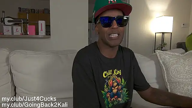 boomboomr00m's Webcam Show