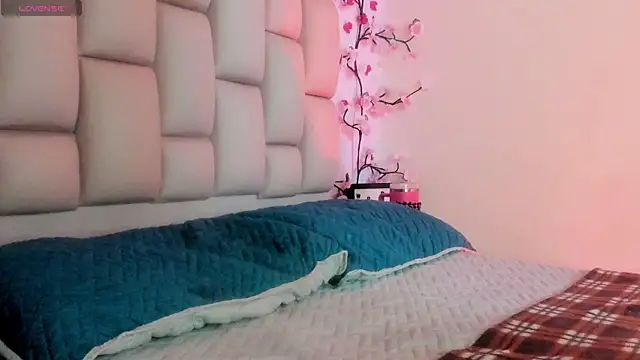 emma_cg: онлайн-секс-чат