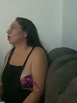 HealingHoney's Live XXX Chat