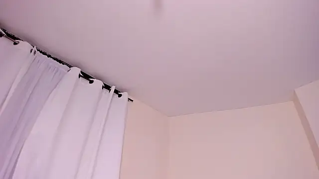 evely_coelloo Adlı Modelin Canlı XXX Sohbeti