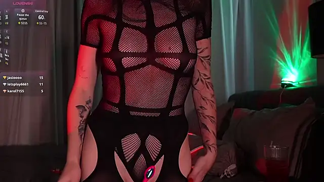 LinaaVelle's Live XXX Chat