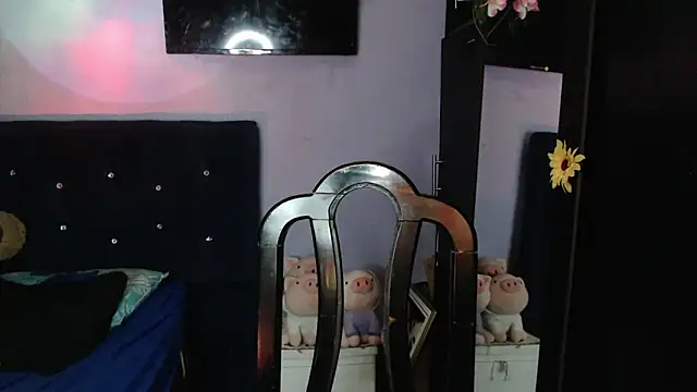 Chat XXX en directo de ANGELIQUE_KLANE