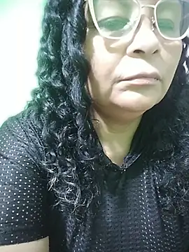 Amarantha25's Live XXX Chat