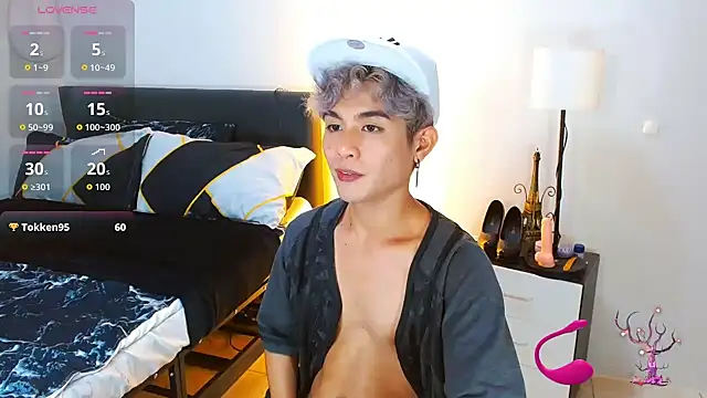 Živý XXX chat WildestTwink