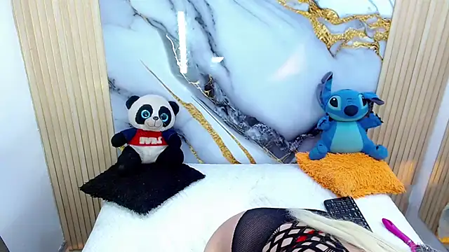 natashaislerxxx webcam show