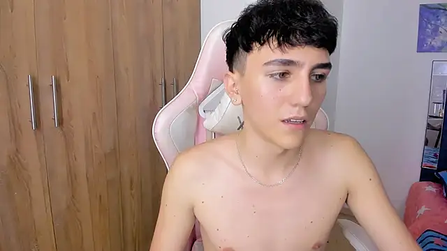 irvin_keyes_1n Live XXX chat