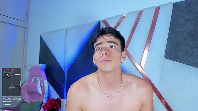 Show de Alejandro_karter18 na webcam