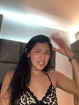 BrigitteVons Adlı Modelin Canlı XXX Sohbeti