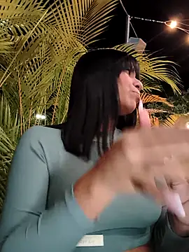 MonserratJons01 live XXX chat