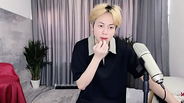 hafabva Adlı Modelin Canlı XXX Sohbeti