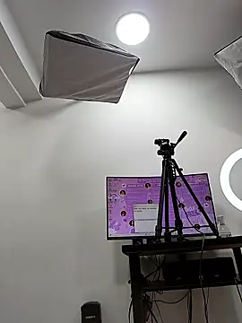 ElizabethBell_ live XXX chat