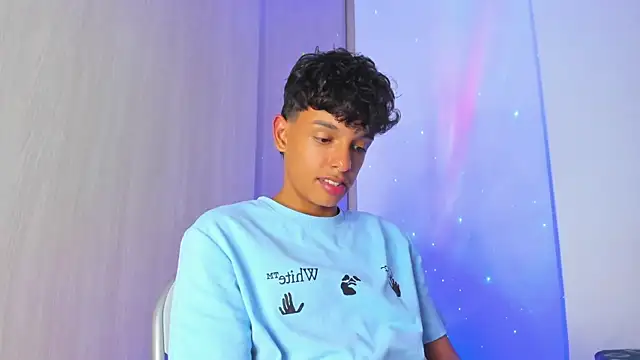 Maxfrost1n Live XXX chat