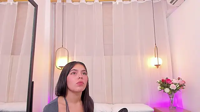 Haily_b élő XXX-chatje