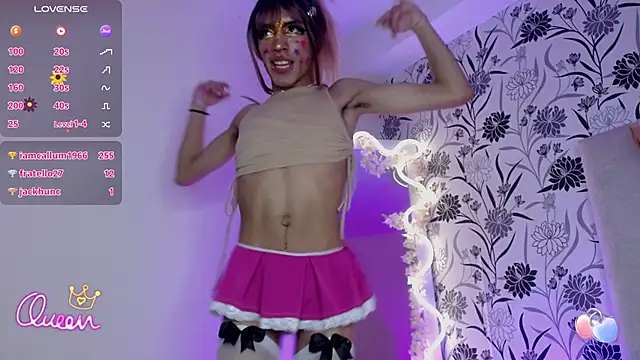 kaisage_tay: διαδικτυακό σόου στην κάμερα