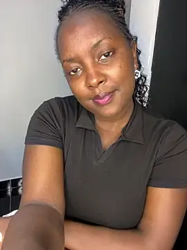 prettiepearl Show in webcam