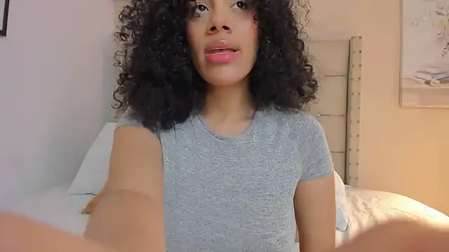 Chatroom XXX en direct de vanesasexyhot21