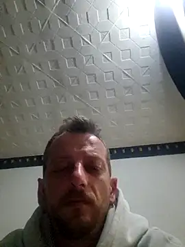 Вебкам-шоу raducori