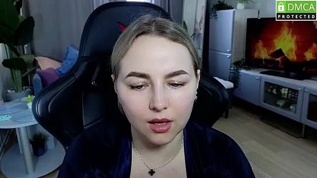 Mira_Mermayd Adlı Modelin Canlı XXX Sohbeti