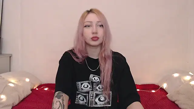 Emily_hardcore Adlı Modelin Canlı XXX Sohbeti