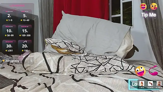 perverseveteranmanxxx 网络视讯表演