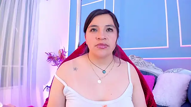 TaraTaylorr's Live XXX Chat