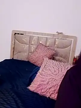 عرض كام Miaa_flame