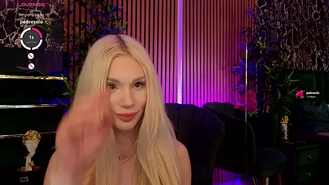 Онлайн чат XXX BarbieKara