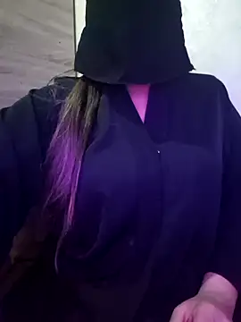 Queenhoiyam Adlı Modelin Web Kamerası Şovu