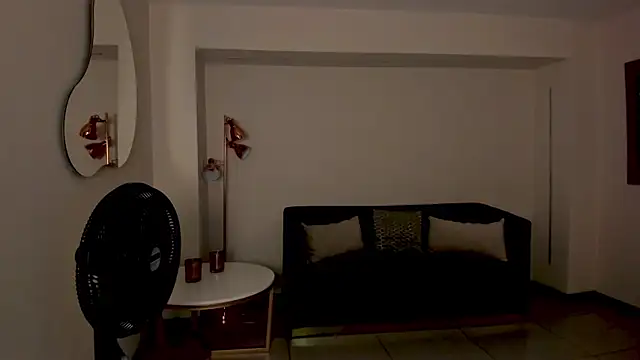 MariaHerrera_ Adlı Modelin Canlı XXX Sohbeti