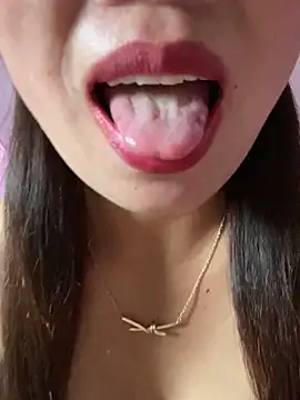 Milky-milk 网络视讯表演