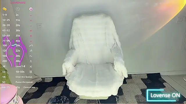 yueyue-7777 Chat XXX live