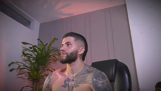 Czat XXX na żywo – Frank_Farrell