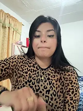 Онлайн чат XXX ashleycurvyy