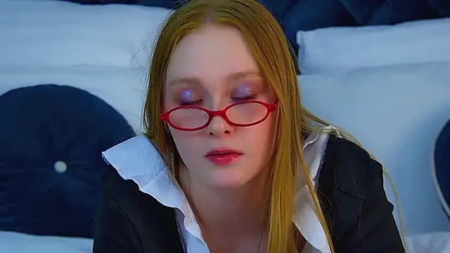 دردشة AgataFoxley الجنسية المباشرة