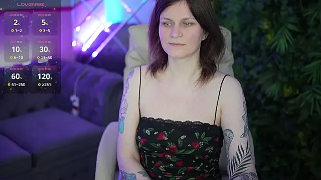 Show modela TinaMelt na web-kameri