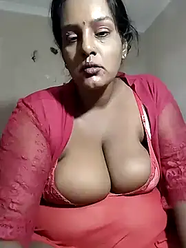 Foxybaby420のライブXXXチャット