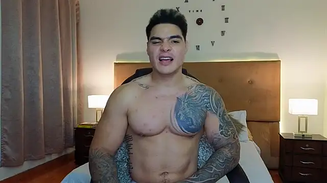 Steven_Velez 现场XXX聊天