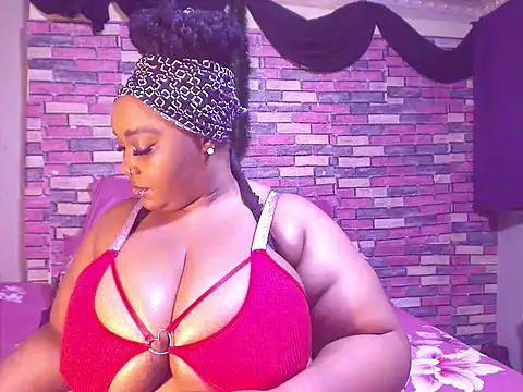 BustySavita 即時 XXX 聊天