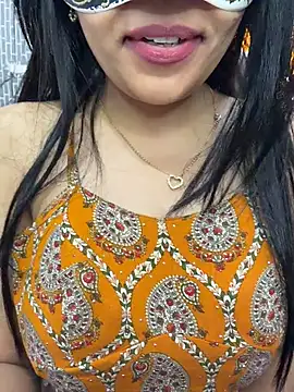 escape_with_me's Live XXX Chat