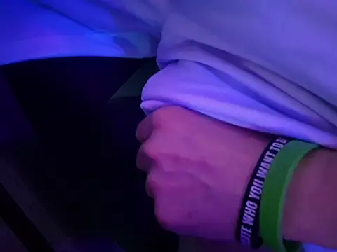 chronic_vibez's Webcam Show